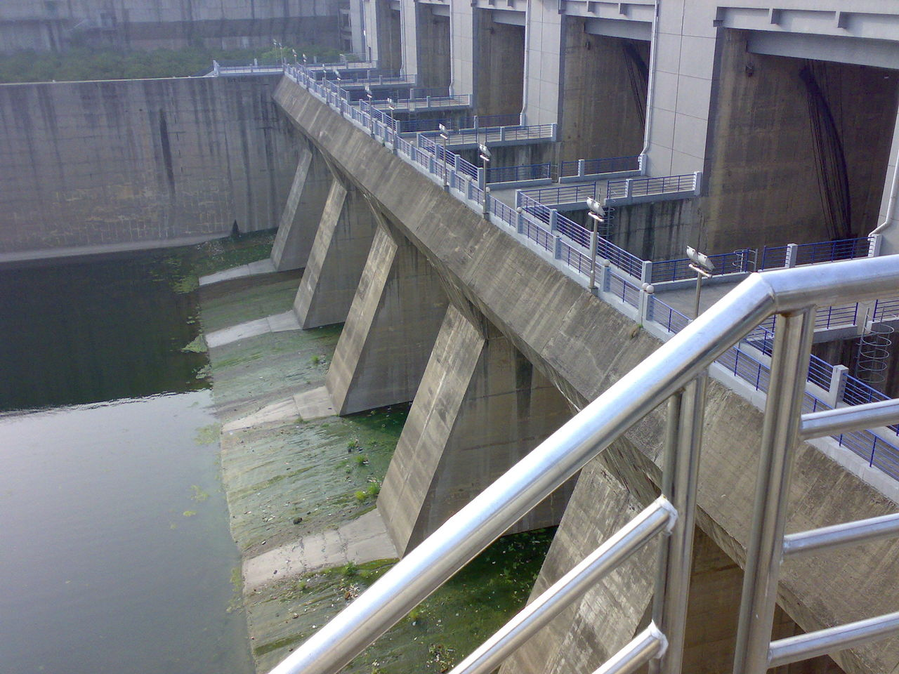 土石坝中国内精品久久久久久久影视麻豆膜的缺陷类型及产生原因