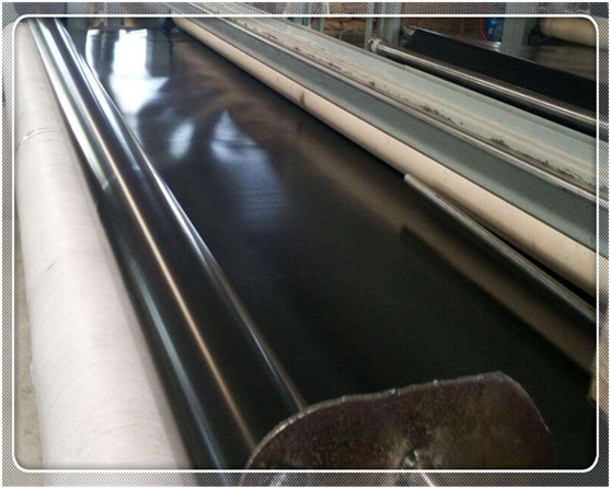 施工运转时如何对HDPE国内精品久久久久久久影视麻豆膜做好质量控制