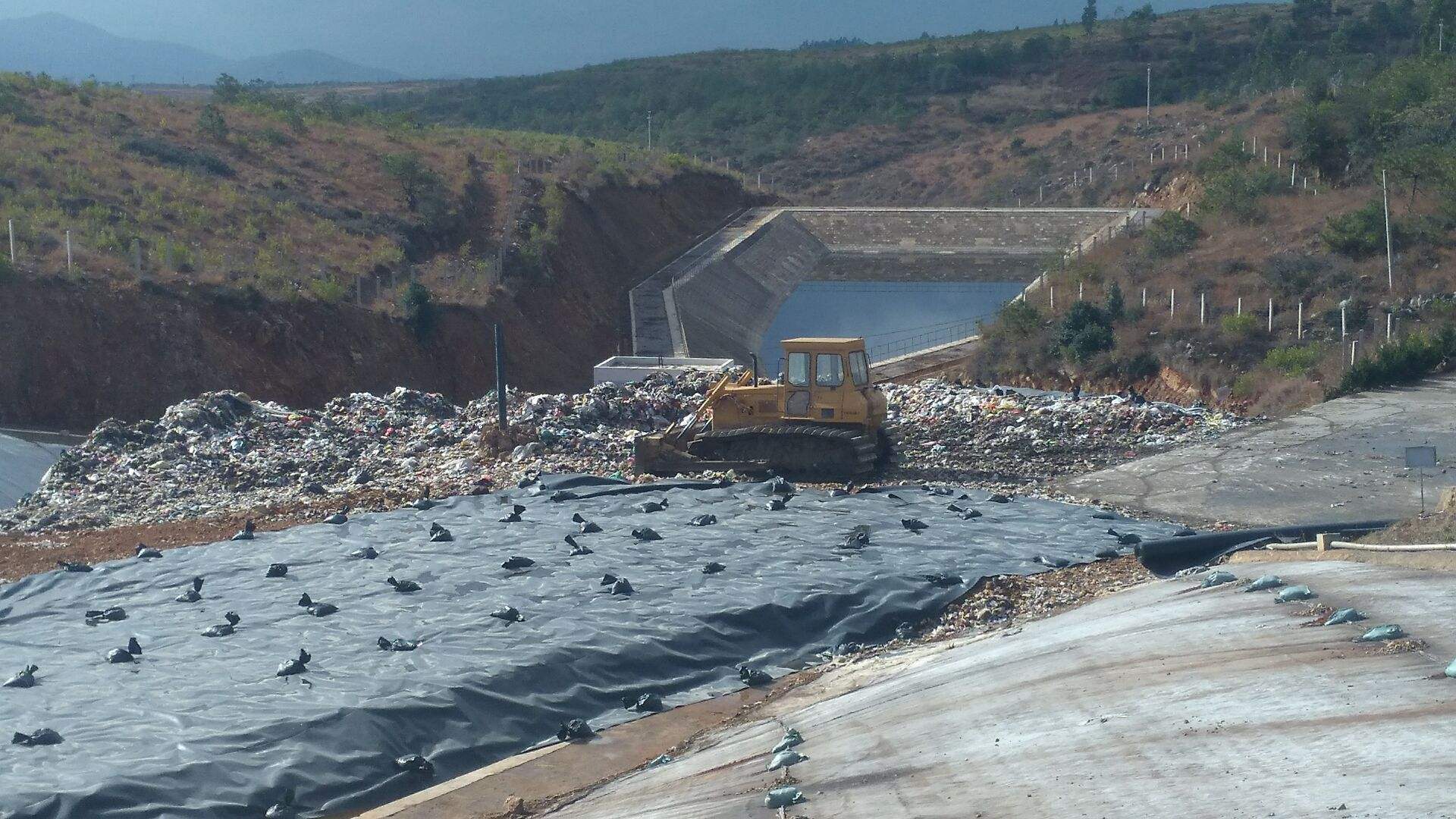 国内精品久久久久久久影视麻豆膜在环形压缩应力作用下的褶皱情况