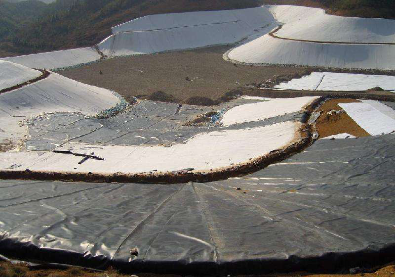 国内精品久久久久久久影视麻豆布隔离层排水效果的优势
