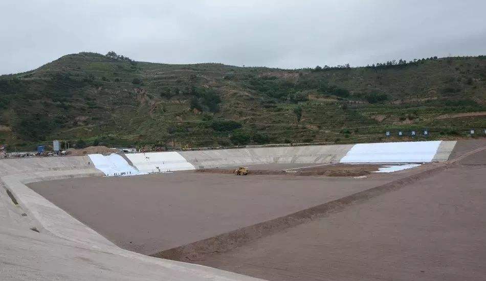 高位调蓄水池国内精品久久久久久久影视麻豆膜如何施工?