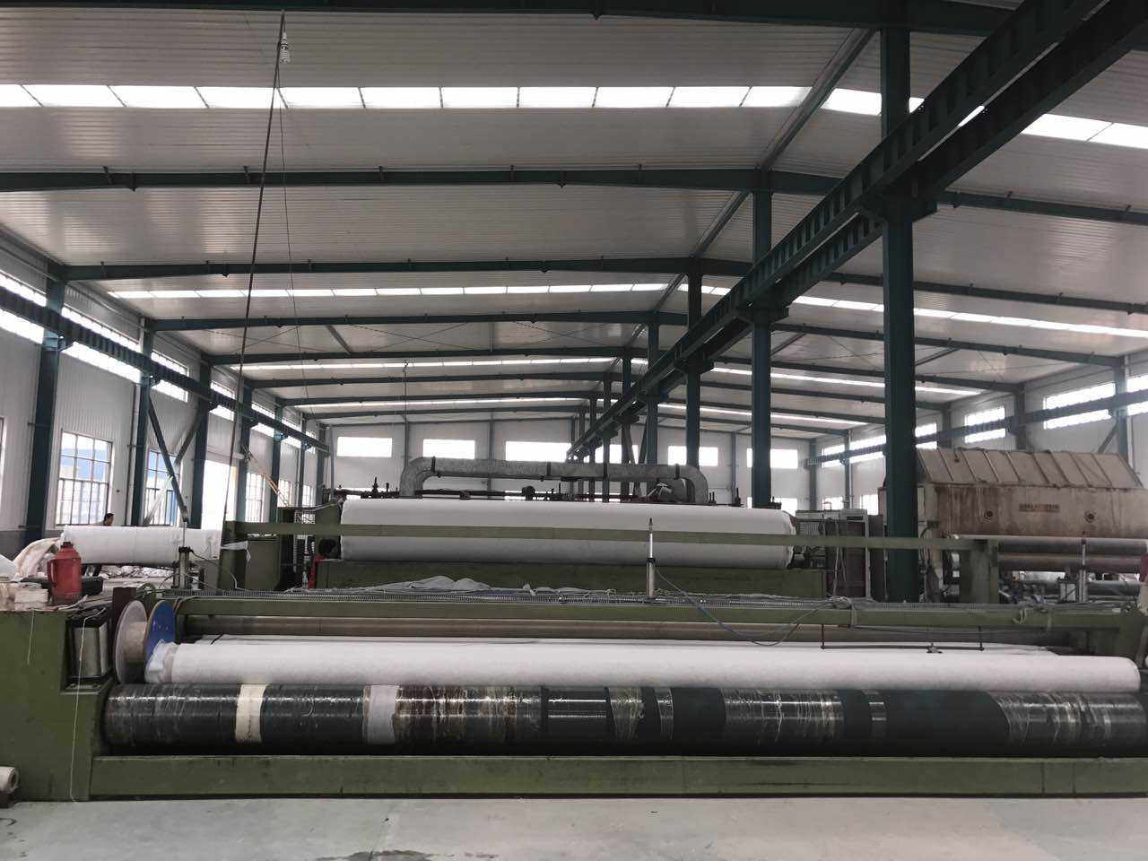 水利水电工程上HDPE国内精品久久久久久久影视麻豆膜防水层体系结构怎样？