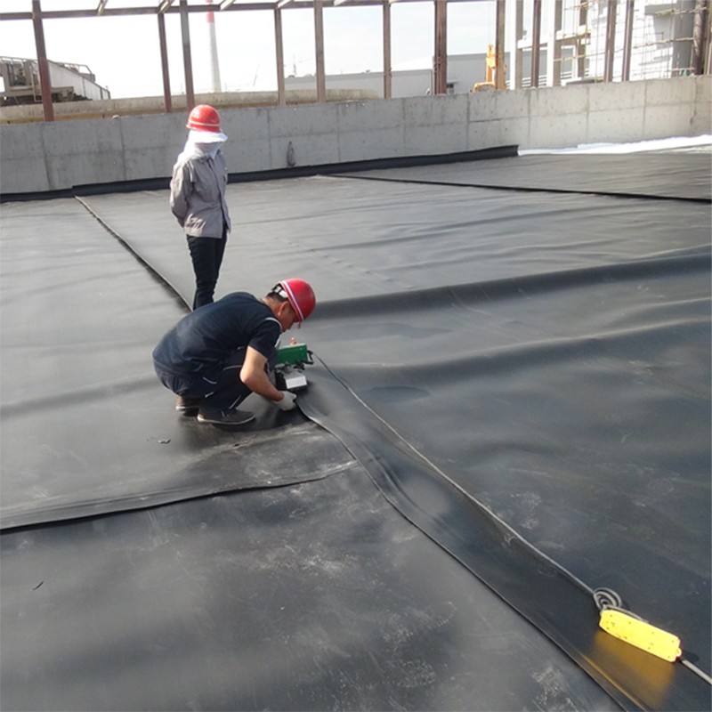 复合国内精品久久久久久久影视麻豆膜与土石介质间抗滑稳定性