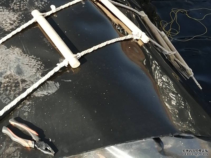 山谷型固废渣场如何保证国内精品久久久久久久影视麻豆膜的固定