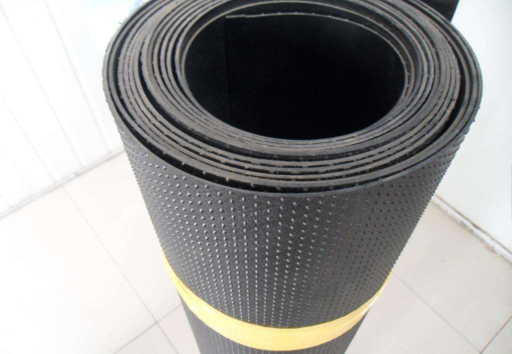 垂直铺膜、深层搅拌桩、混凝土防渗墙、高压喷射灌浆防渗墙的区别